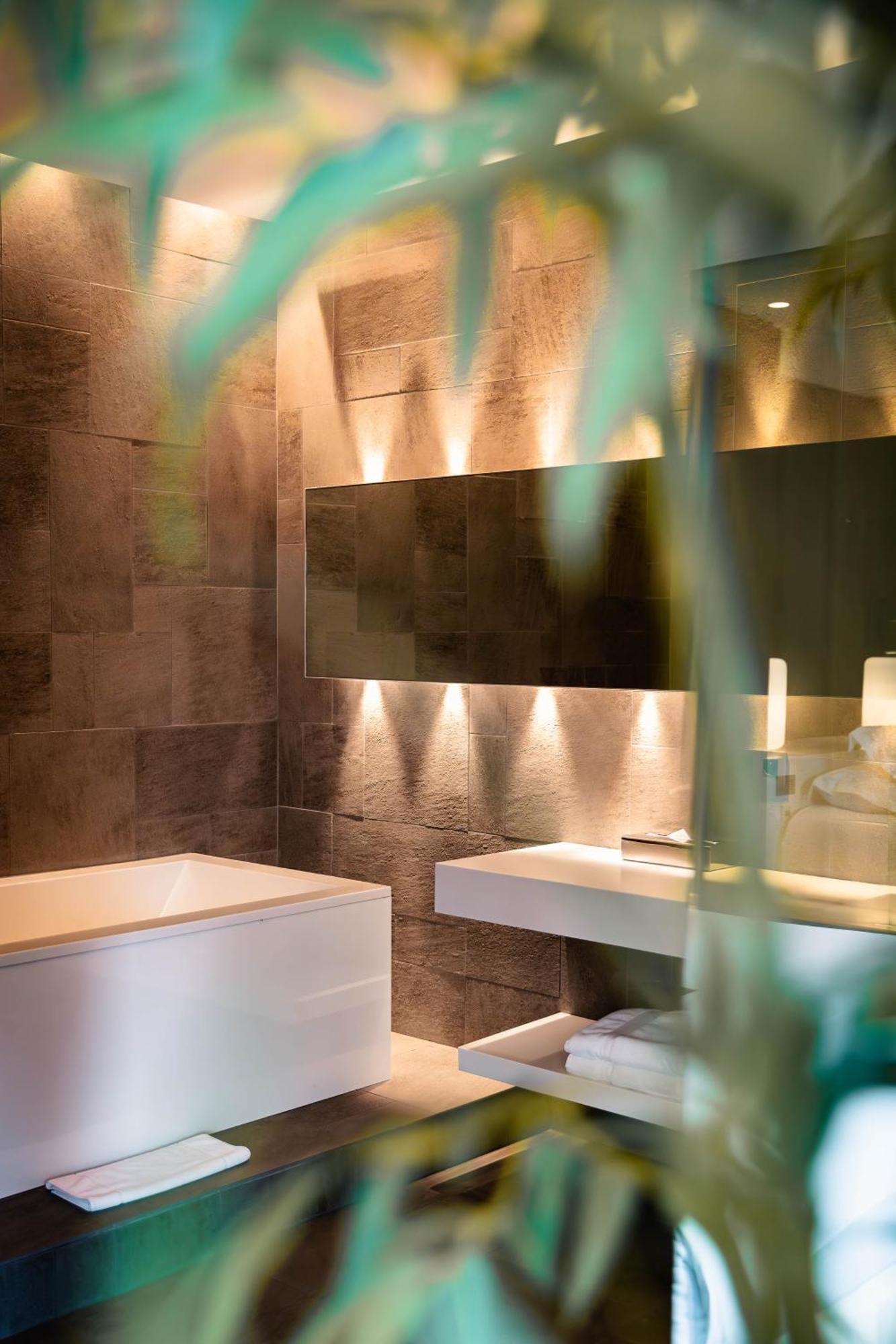 Bdesign & Spa Paradou Exterior photo